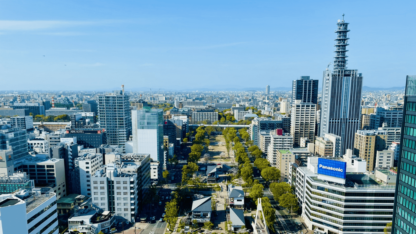 名古屋駅周辺の街並みの写真